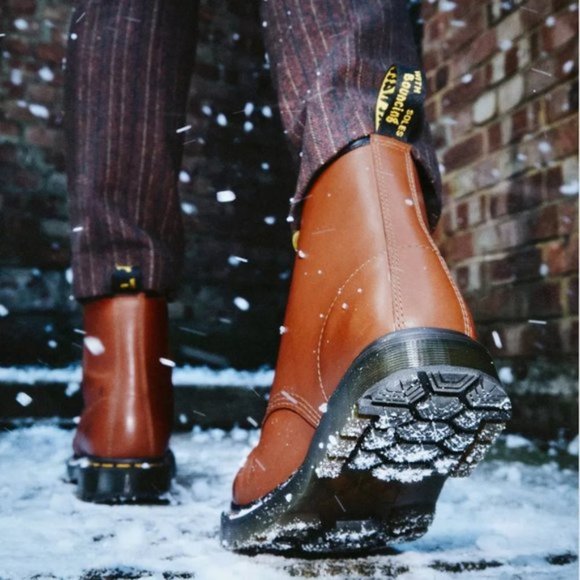 ***Sold***Dr Martens Unisex Tan Winter Grip 1460 DM-Lace-up Leather Boots - Picture 2 of 11